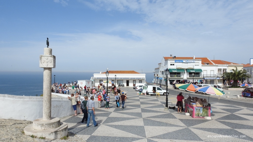 https://escapadesdemalou.com/2017/07/le-sitio-nazare/