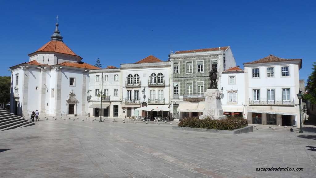 https://escapadesdemalou.com/2017/10/santarem-la-capitale-gothique-du-portugal/