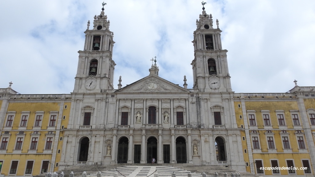 https://escapadesdemalou.com/2017/12/le-palais-de-mafra/