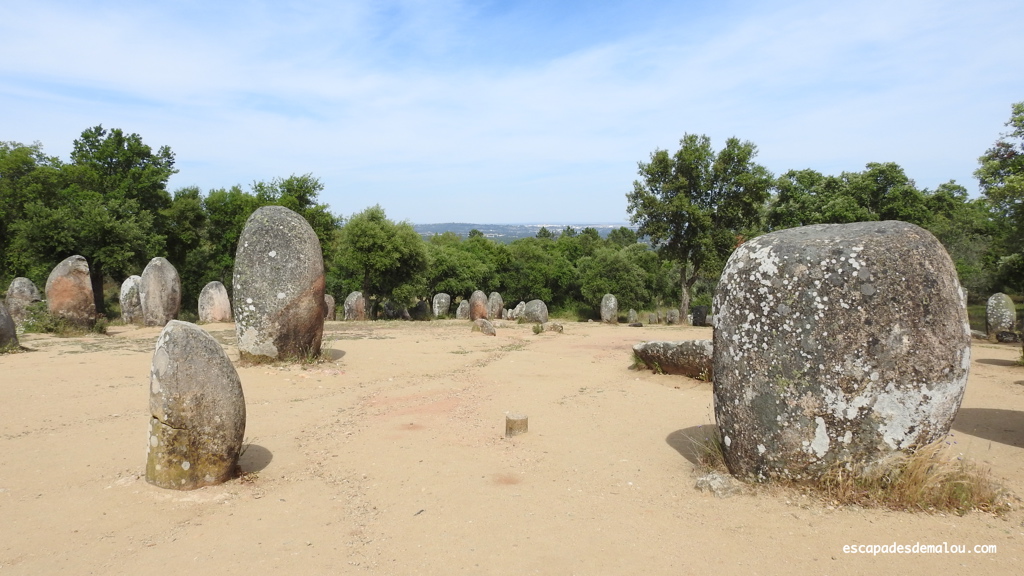 https://escapadesdemalou.com/circuit-des-megalithes-evora/