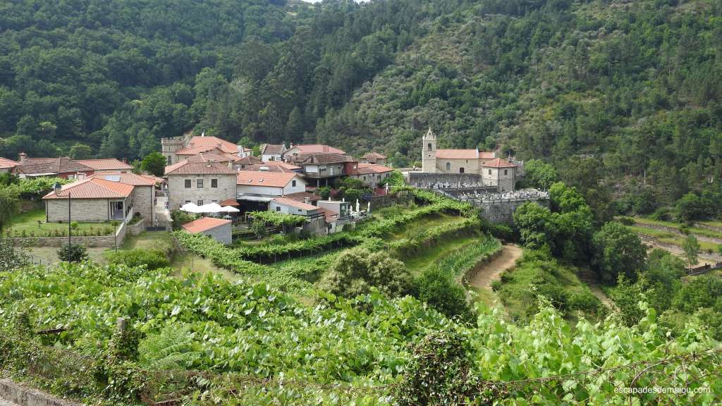 https://escapadesdemalou.com/sistelo-le-petit-tibet-du-portugal-dans-la-region-du-nord/